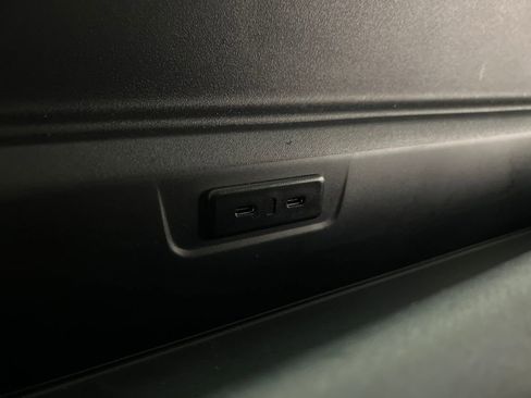 Used 2025 Ford Expedition Max Active image 34