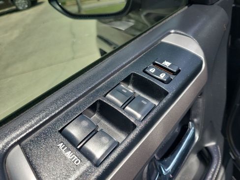 Used 2020 Toyota 4Runner SR5 Premium image 13