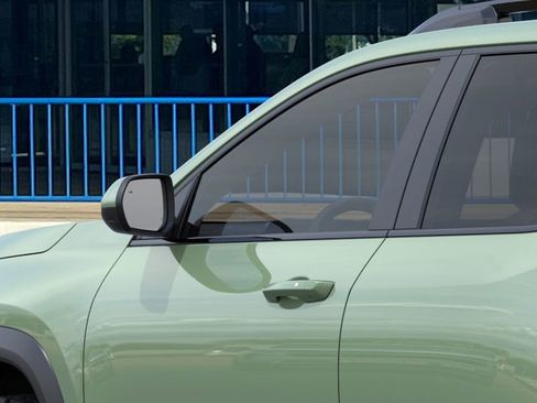 New 2026 Chevrolet Equinox ACTIV image 12