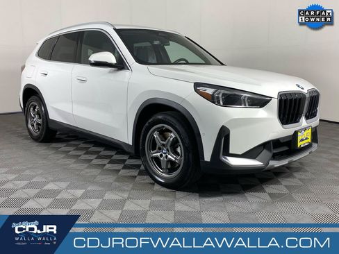 Used 2023 BMW X1 xDrive28i AWD/4WD image 1