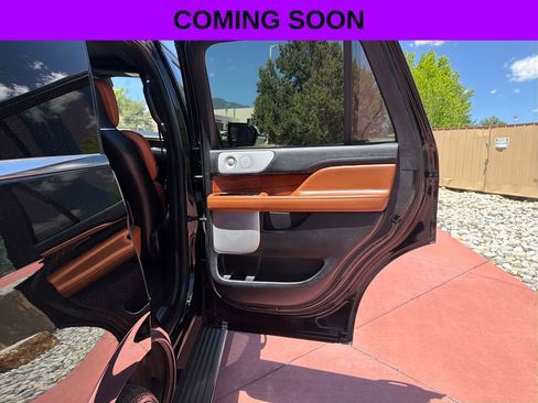 Used 2018 Lincoln Navigator Reserve w/ Technology Package AWD/4WD image 33