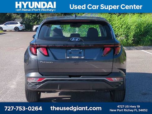 Certified 2023 Hyundai Tucson SE FWD image 4