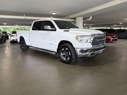 Used 2023 RAM 1500 Laramie AWD/4WD image 5