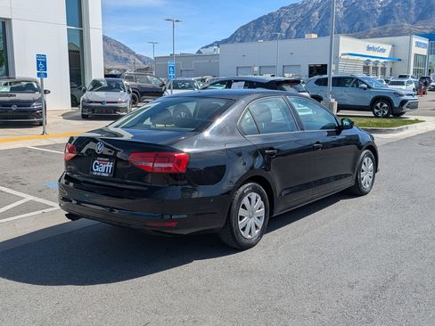 Used 2015 Volkswagen Jetta S FWD image 3