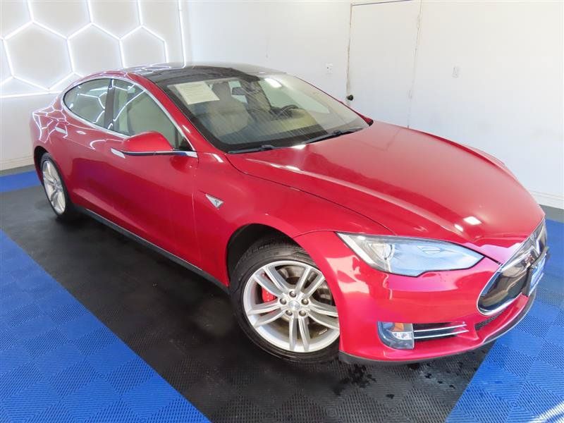 Used 2013 Tesla Model S Performance RWD image 5