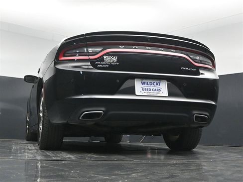 Used 2016 Dodge Charger SXT w/ AWD Plus Group image 32