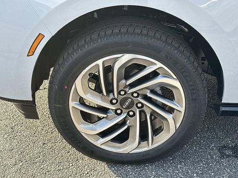 New 2026 Lincoln Navigator L Reserve image 11