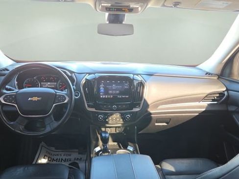Used 2021 Chevrolet Traverse Premier image 28