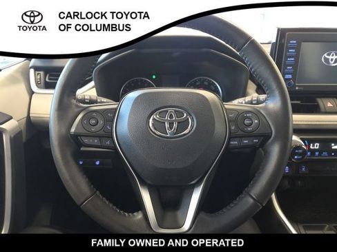 Used 2021 Toyota RAV4 XLE w/ XLE Grade Weather Package AWD/4WD image 23