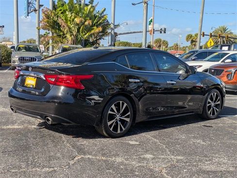 Used 2018 Nissan Maxima Platinum image 5