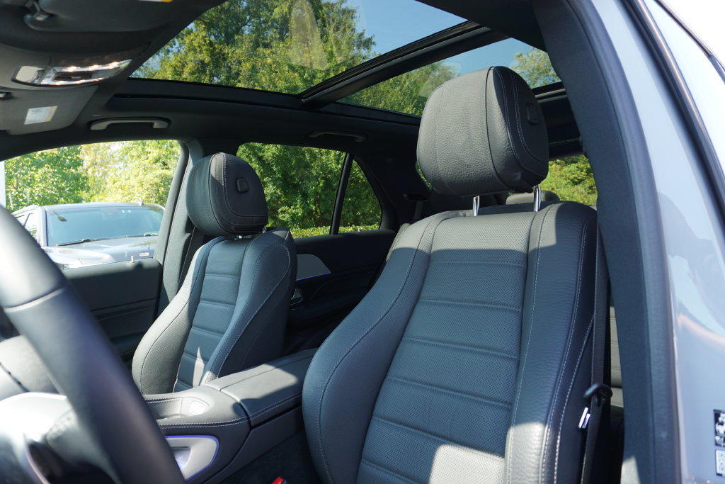 Certified 2025 Mercedes-Benz GLE 450 4MATIC image 13