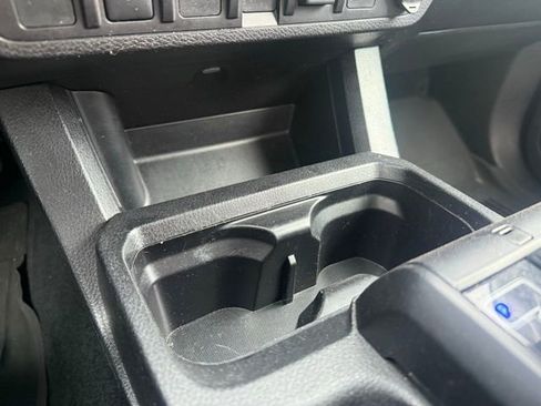 Used 2021 Toyota Tacoma SR image 22