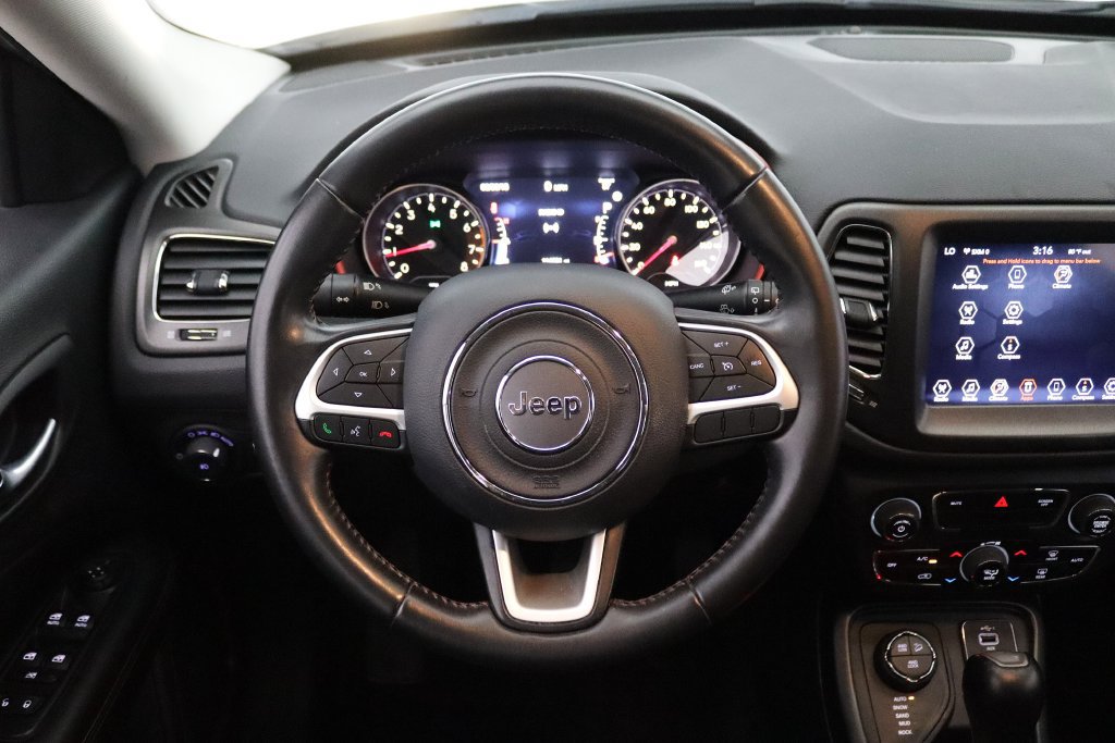 Used 2019 Jeep Compass Trailhawk AWD/4WD image 20