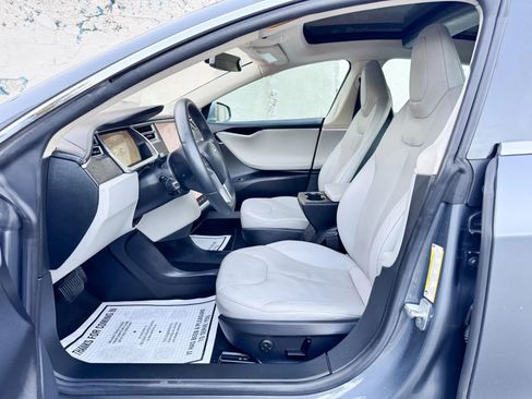 Used 2013 Tesla Model S image 10