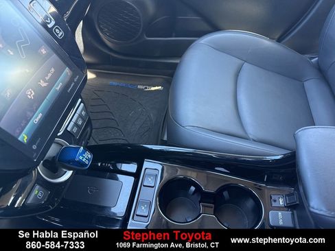 Used 2021 Toyota Prius Prime XLE image 21
