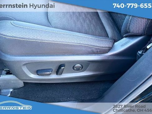 Used 2023 Nissan Pathfinder S AWD/4WD image 16