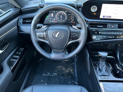 Used 2023 Lexus ES 300h w/ Premium Package image 15