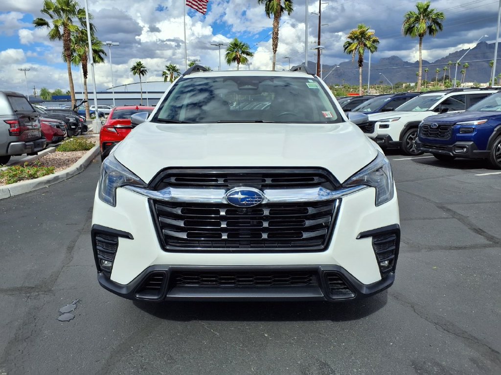 Used 2023 Subaru Ascent Limited w/ Technology Package AWD/4WD image 9