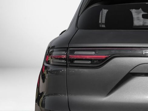 Used 2019 Porsche Cayenne image 62