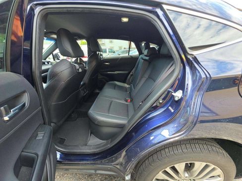 Used 2021 Toyota Venza XLE w/ Softex Package AWD/4WD image 9