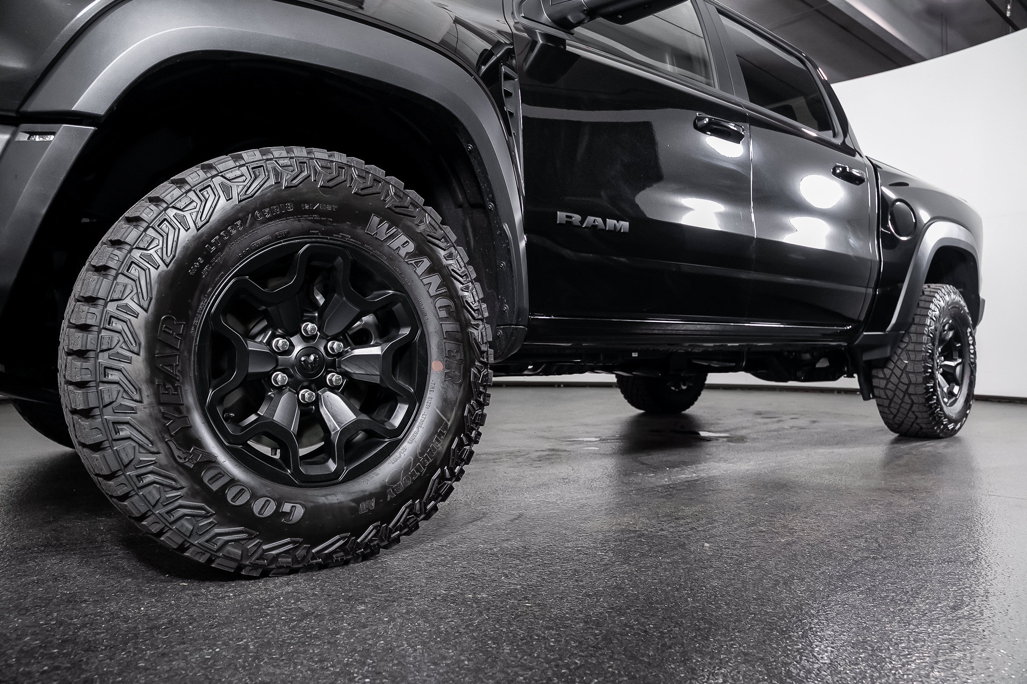 Used 2027 RAM 1500 TRX SRT AWD/4WD image 16