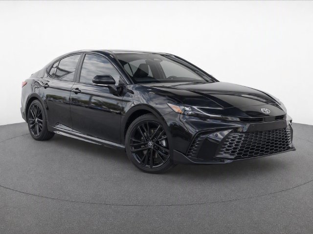 Used 2026 Toyota Camry SE FWD image 2
