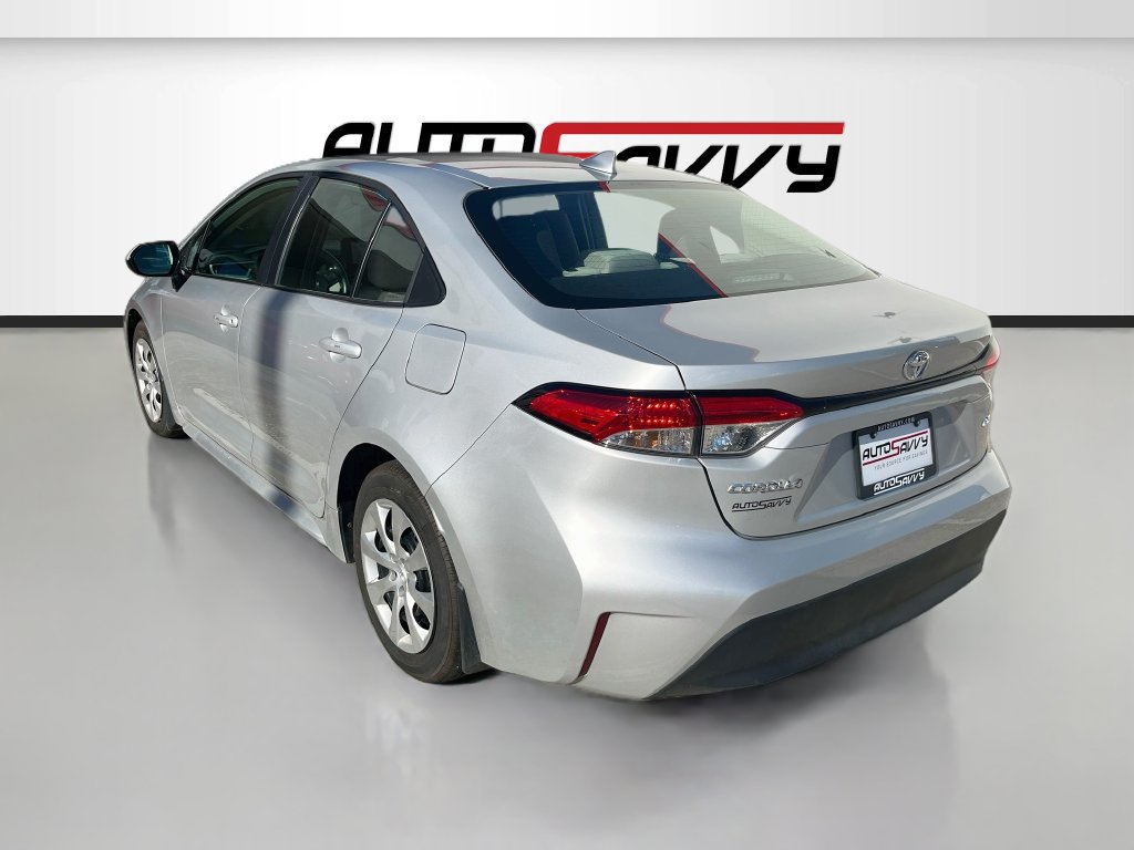 Used 2026 Toyota Corolla LE FWD image 5