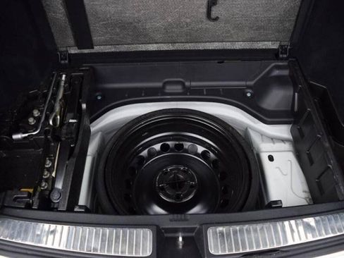 Used 2010 Mercedes-Benz GLK 350 4MATIC image 37