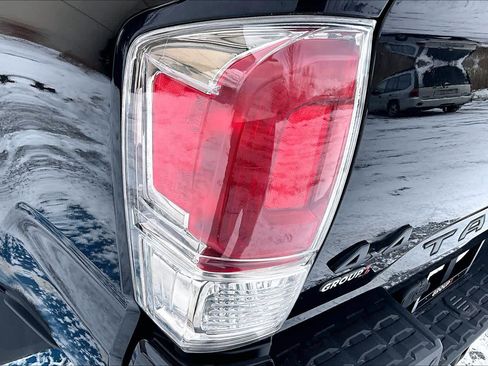 Certified 2019 Toyota Tacoma Limited image 27
