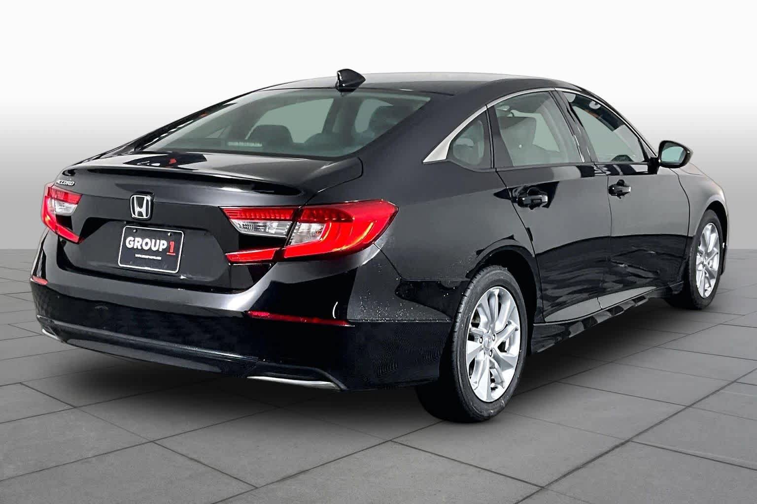 Used 2019 Honda Accord LX image 12