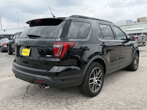 Used 2018 Ford Explorer Sport w/ Equipment Group 401A AWD/4WD image 7