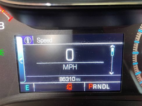 Used 2018 Chevrolet Cruze LT FWD image 13