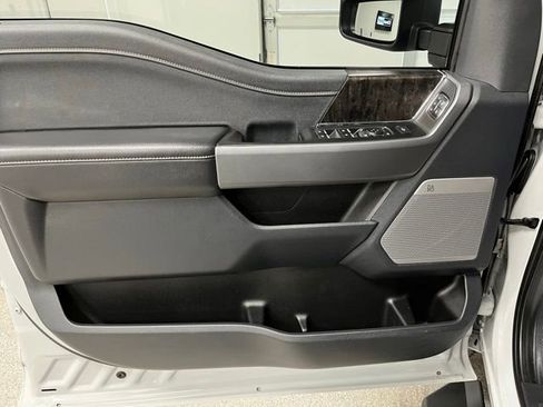 Used 2025 Ford F350 Lariat w/ Black Appearance Package AWD/4WD image 20