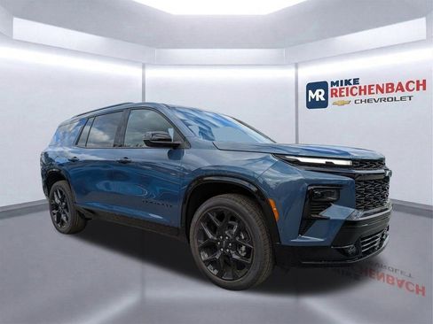 New 2026 Chevrolet Traverse RS image 2