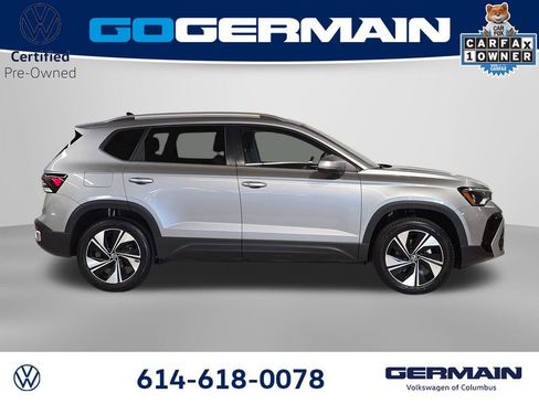 Certified 2025 Volkswagen Taos SE w/ Panoramic Sunroof Package AWD/4WD image 6