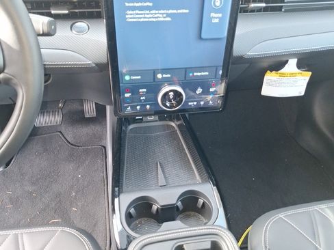 Used 2025 Ford Mustang Mach-E Select w/ Comfort Package Lite image 12