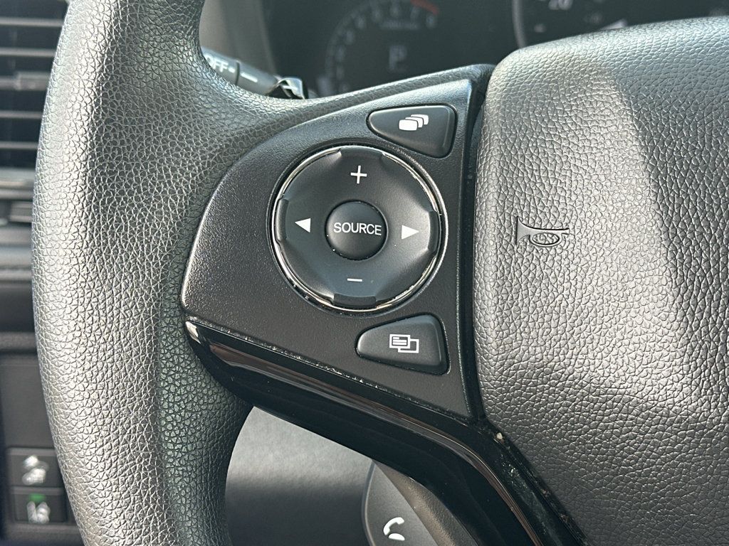 Used 2022 Honda HR-V EX image 17