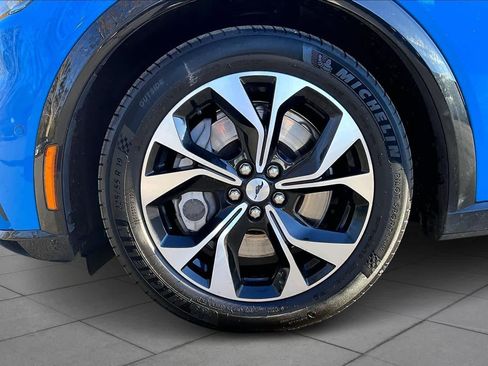 Used 2023 Ford Mustang Mach-E Premium image 9