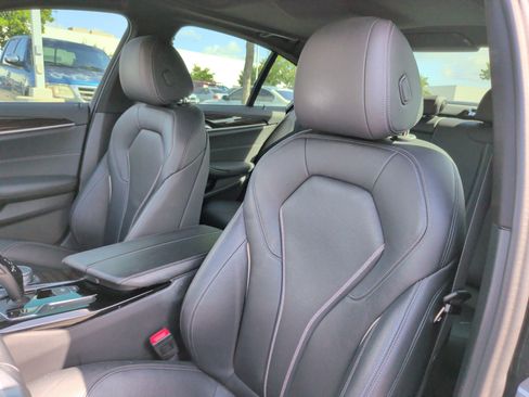 Used 2020 BMW 540i w/ Convenience Package RWD image 24
