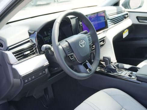 New 2026 Toyota Camry XLE image 19