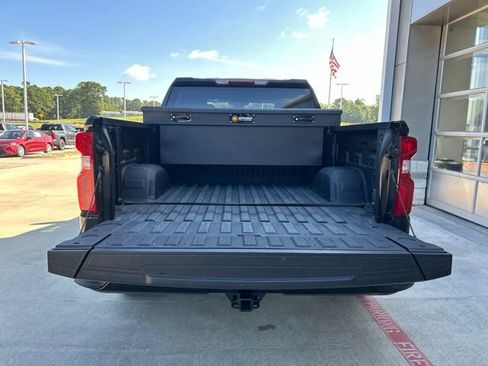 Used 2024 Chevrolet Silverado 1500 RST w/ Protection Package AWD/4WD image 3