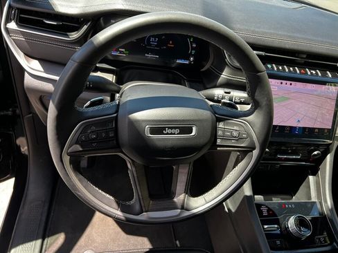 Used 2024 Jeep Grand Cherokee Limited 4xe AWD/4WD image 35