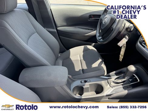 Used 2023 Toyota Corolla LE FWD image 8