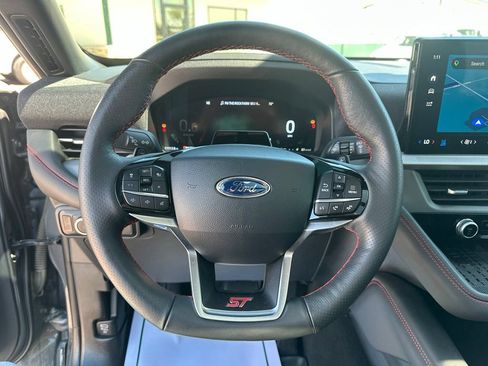 Used 2025 Ford Explorer ST w/ Sun And Sound Package AWD/4WD image 15