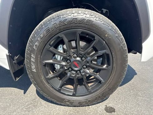 Used 2025 Toyota Tundra Limited w/ TRD Off-Road Package AWD/4WD image 24