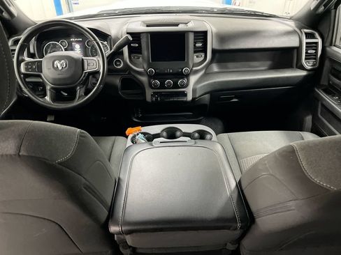 Used 2024 RAM 3500 Tradesman w/ Chrome Appearance Group AWD/4WD image 10