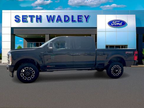 New 2026 Ford F250 Platinum image 4