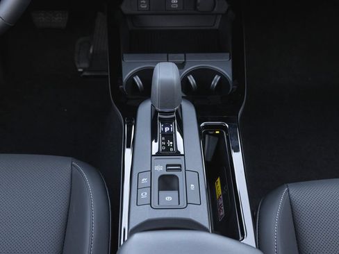 New 2027 Toyota Prius Limited FWD image 11