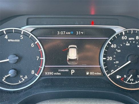 Used 2025 Nissan Rogue SV image 10