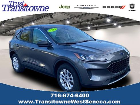 Used 2022 Ford Escape SE w/ Convenience Package image 1